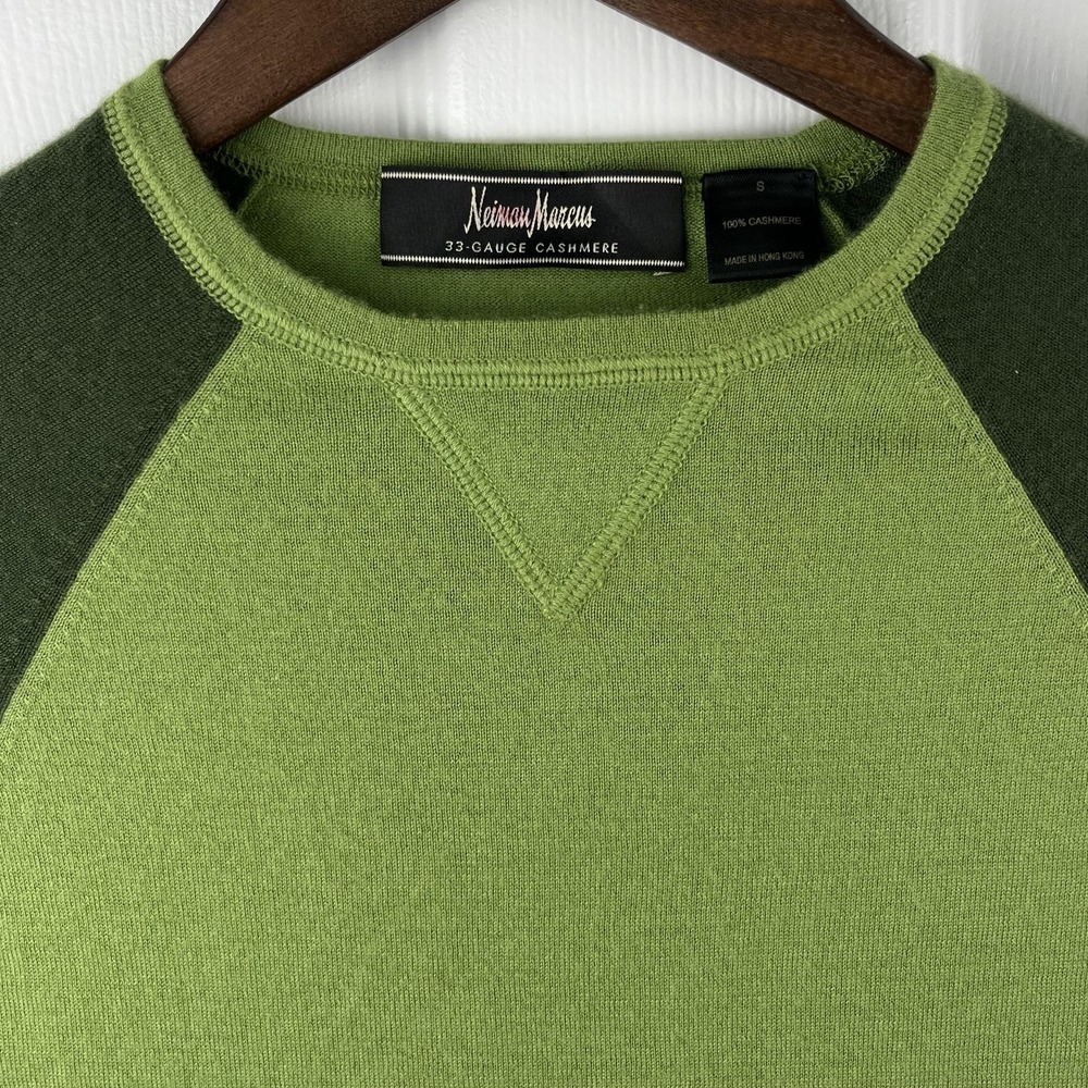 Neiman Marcus Sweater Mens Small Green 100% Cashmere Crewneck Pullover Raglan‎